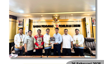 Penyerahan Laporan Divisi Hukum Bawaslu Kabupaten Sukamara